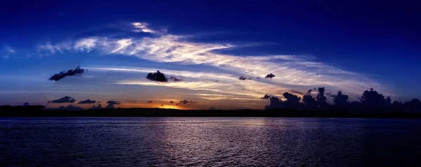 Vivid White Cloud Blue Sky Sunrise Seascape Australia — Stock Photo, Image