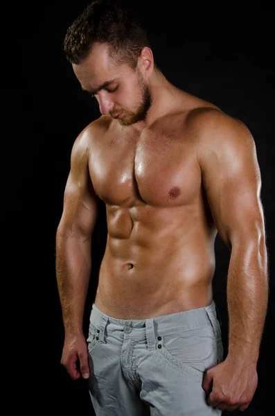 Man met sexy lichaam. — Stockfoto