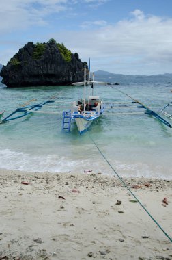 Balıkçı teknesi. Filipinler, Palawan.