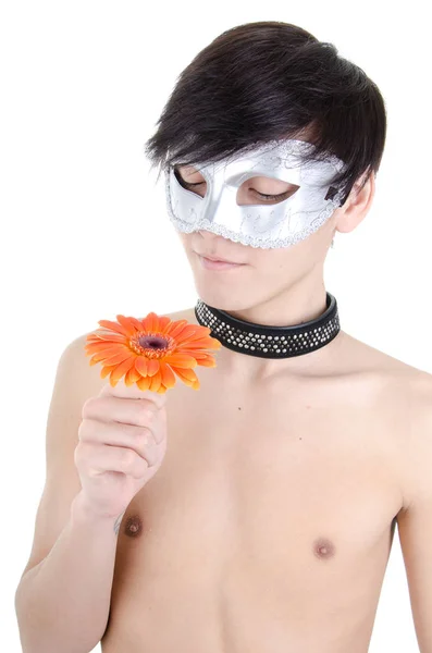Carnaval. Jovem oriental homem em uma máscara . — Fotografia de Stock