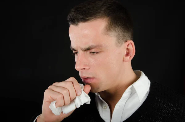 Genç Yakışıklı Adam Hasta Düşüyor Baş Ağrısı Kötü Sağlık Soğuk — Stok fotoğraf