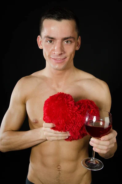 Knappe Man Groot Hart Naakte Man Sexy Lichaam Wijn Romantiek — Stockfoto
