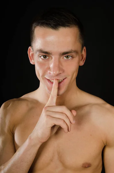 Shhhh Mann Schwieg Schwarzer Hintergrund Schweigen Attraktiver Typ — Stockfoto