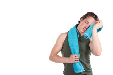 Genç, çekici ve sağlıklı bir adam..