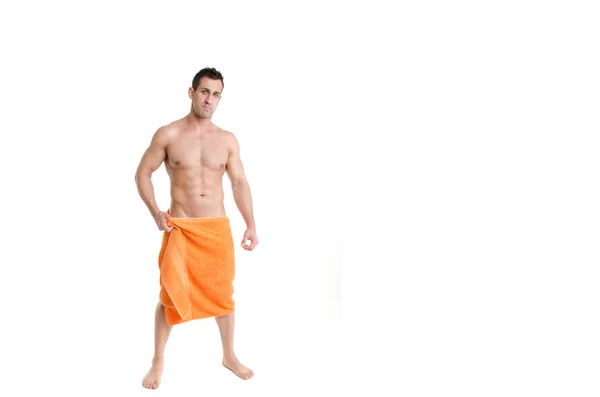 Fotos de Hombre limpiándose con toalla en el gimnasio - Imagen de