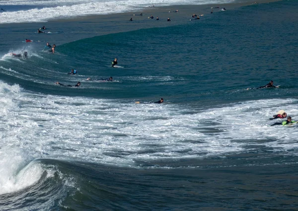 Islares, Espanha, 29 de setembro de 2019 Wide surf beach of Islares wi — Fotografia de Stock