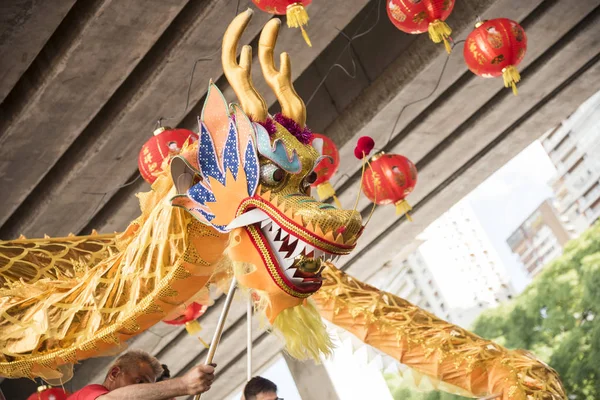 Dragon dance, in 2020 Chinese New Year celebrations — Stock Photo, Image