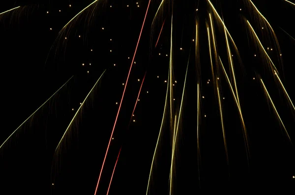 Grünes und rotes Feuerwerk — Stockfoto