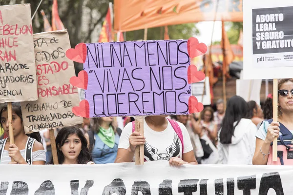 카발라 부에노스아이레스 아르헨티나 여성의 여성들은 성폭력에 반대하고 합법적 낙태를 지지하는 — 스톡 사진