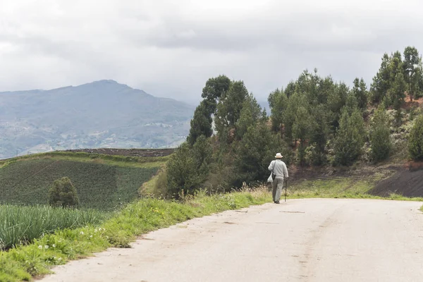 Aquitanië Boyaca Colombia April 2018 Man Die Een Landweg Loopt — Stockfoto