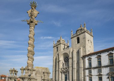 Porto Katedrali ve Melek Pınarı 'na bakıyor.
