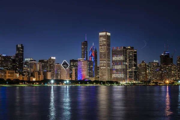 Honra Nuestros Héroes Iluminados Chicago Skyline — Foto de Stock