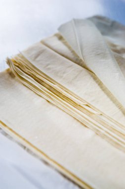 Yemek pişirmek için çeşitli kabarık katmanlar