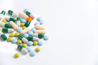 Çin yapımı Coronavirus 2019-NCoV salgını. Hap, hastalık sırasında bakım.. 