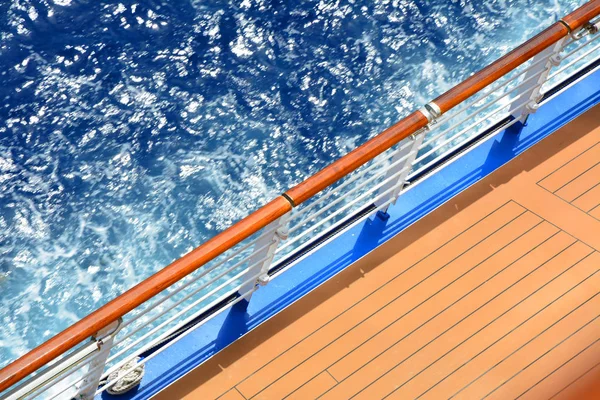 Open deck on cruise ship — Stock Photo, Image