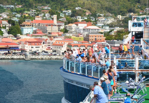 Royal Princess ship in Grenada — Stock Photo, Image