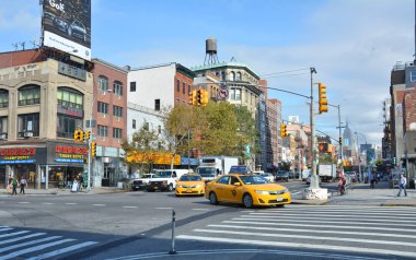 Chinatown, Manhattan, New York 'un şehir sokaklarının simgesi..