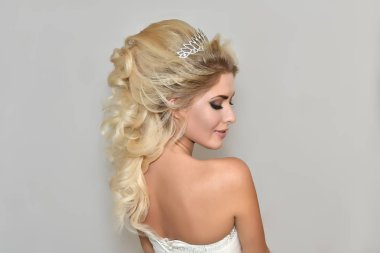 çok güzel bir kız