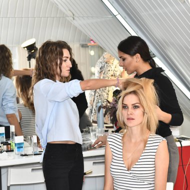 çok güzel bir kız