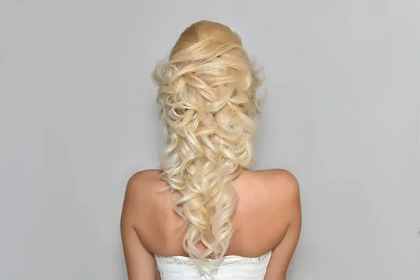 çok güzel bir kız