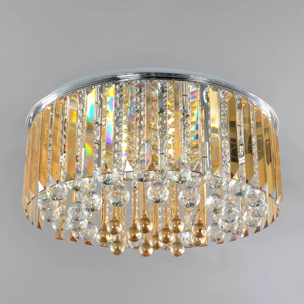 Kristal avizeler için iç mekanların aydınlatma