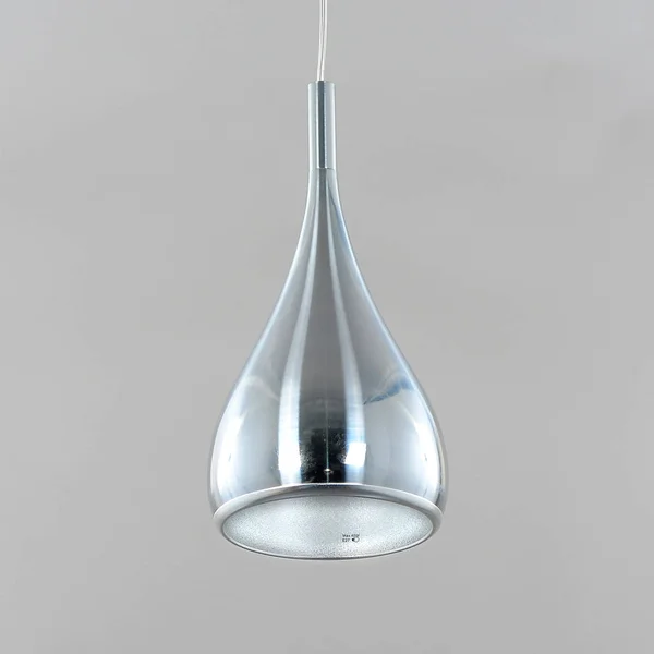 Lámparas de araña de cristal iluminación para espacios interiores — Foto de Stock