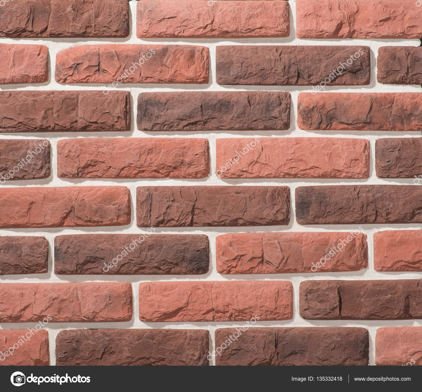 Mauern aus Stein und Ziegeln — Stockfoto © SergValen #135332418