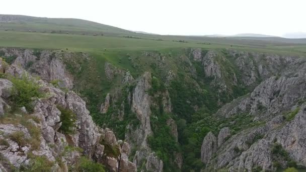 Panoramiczny Widok Góry Cheile Turului Lub Turenilor Rezerwacji Pobliżu Wsi — Wideo stockowe