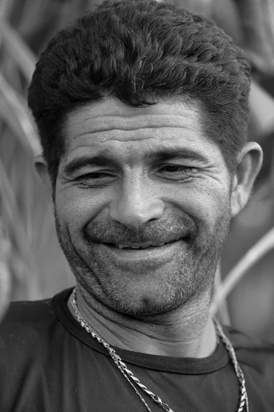 Ευτυχής και χαρούμενος άνθρωπος από τη Βραζιλία — Φωτογραφία Αρχείου