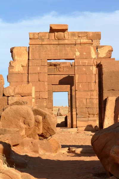 Il Tempio di Naga nel Sahara del Sudan — Foto Stock