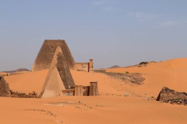 Meroe sudan Sahara piramitleri