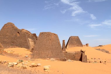 Meroe sudan Sahara piramitleri