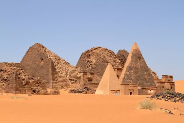 Meroe sudan Sahara piramitleri