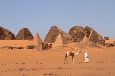 Meroe sudan Sahara piramitleri