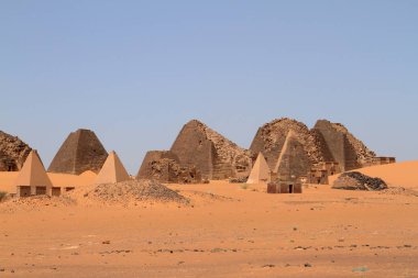 Meroe sudan Sahara piramitleri