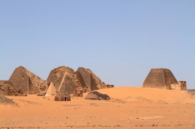 Meroe sudan Sahara piramitleri