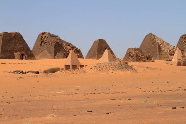 Meroe sudan Sahara piramitleri