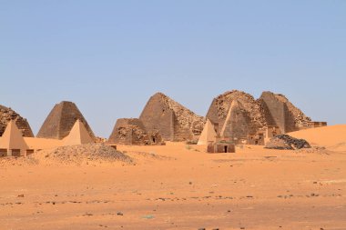 Meroe sudan Sahara piramitleri