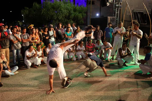 Χορό και πολεμικές τέχνες Φεστιβάλ Capoeira στη Βραζιλία Πετρολίνα — Φωτογραφία Αρχείου