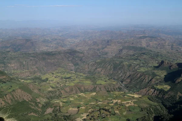 Landskap av Simien bergen i Etiopien — Stockfoto