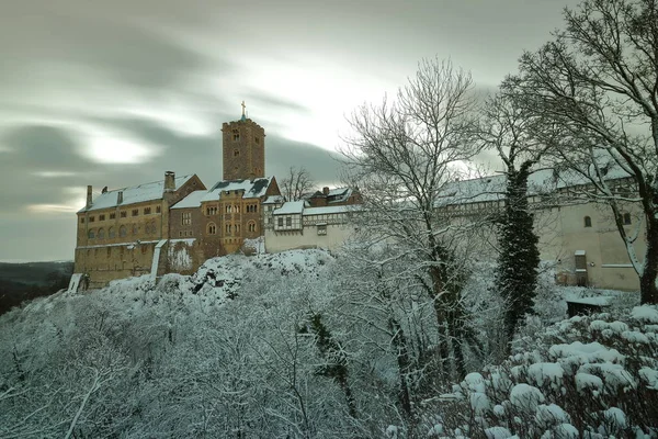 Замок Вартбург возле Фааха в Тюрингии — стоковое фото