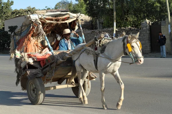 Carrozza per le strade di Mekele in Etiopia — Foto Stock