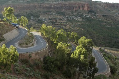 Yollar Etiyopya Rift Vadisi geçmek