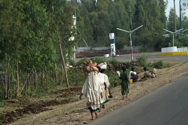 People on the streets of Ethiopia — Stock Photo, Image