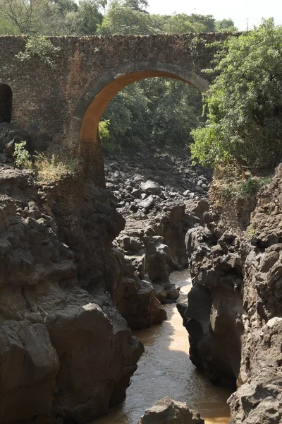 Le plus ancien pont en pierre d'Ethiopie sur le Nil Bleu — Photo