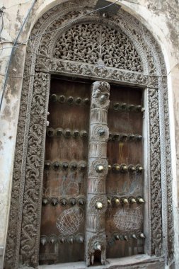 Zanzibar için taş şehir tarihi kapılar
