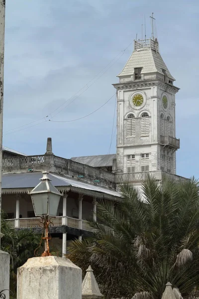 You skyline of Stone Town in Zanzibar — Stock Photo, Image