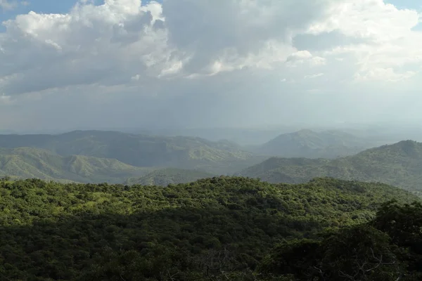 The landscape of the Omo Valley in Ethiopia — Stock Photo, Image