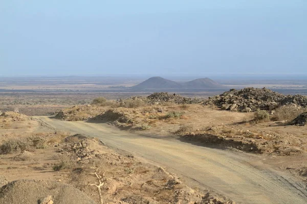 Landstraßen und Wege im Norden Kenias — Stockfoto