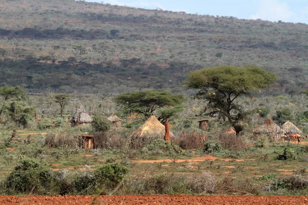 Traditional houses and villages in Africa — Stock Photo, Image